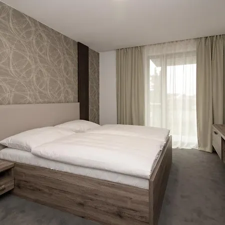 Frizzante Pensjonat 3*