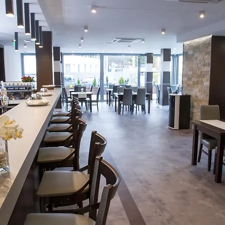 Frizzante Pensjonat 3*